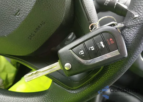 2021 Toyota Corolla Le z USA, uszkodzony, nr VIN 5YFEPMAE8MP193660